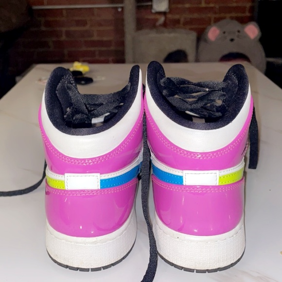 Jordan 1 - Picture 2 of 4